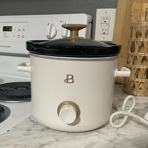 Mini Slow Cooker/Crockpot - Cream and Gold